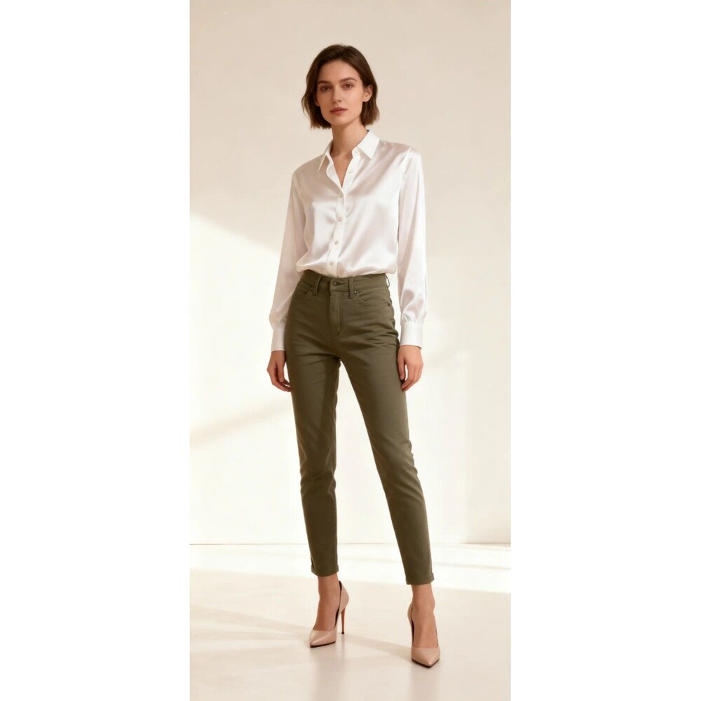 SO Women's Olive Solid High Rise Curvy Skinny Crop Denim Stretch Pants Pockets